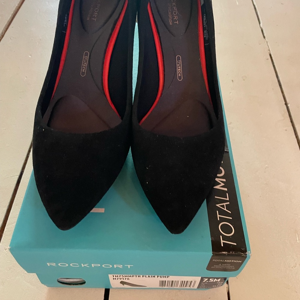Rockport Black Suede Pumps 7.5 (38)